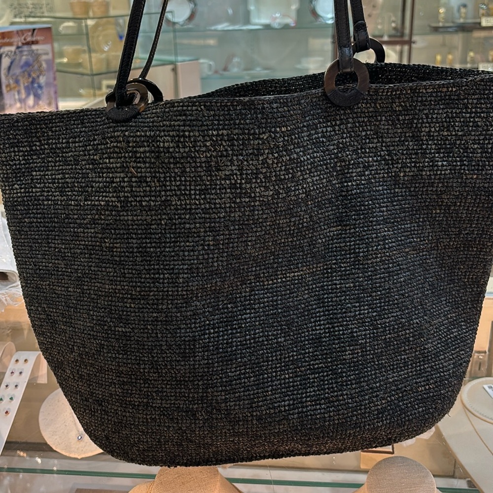 Beautiful shoulder bag with leather straps made in Australia